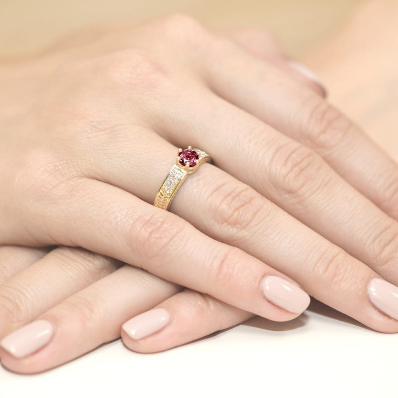 Inel Aur 14K cu Rubin 0.60 ct si Diamante Naturale 0.08 ct, imaginea 4 din 10