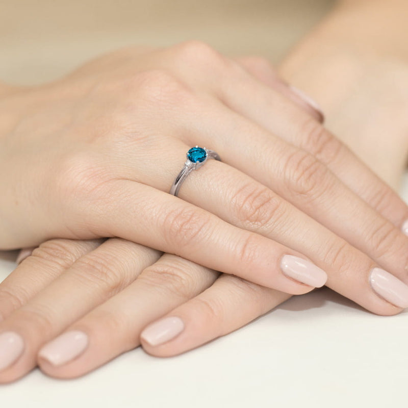 Inel Aur 14K cu Topaz London Blue 0.50 ct si Diamante Naturale 0.03 ct, imaginea 7 din 10