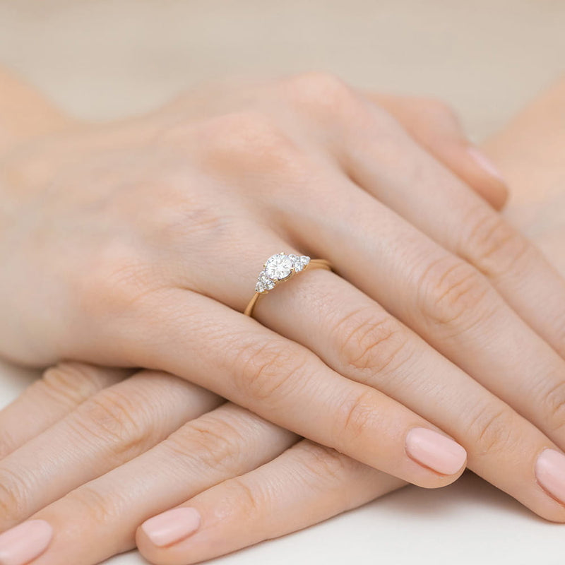 Inel Aur 14K cu White Sapphire 0.60 ct si Diamante Naturale 0.18 ct, imaginea 4 din 16