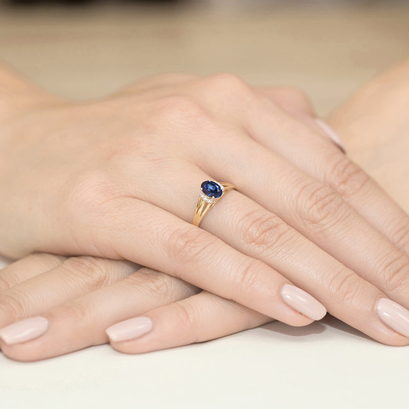 Inel Aur 9K cu Safir 0.70 ct si Diamante Naturale 0.05 ct, imaginea 4 din 8