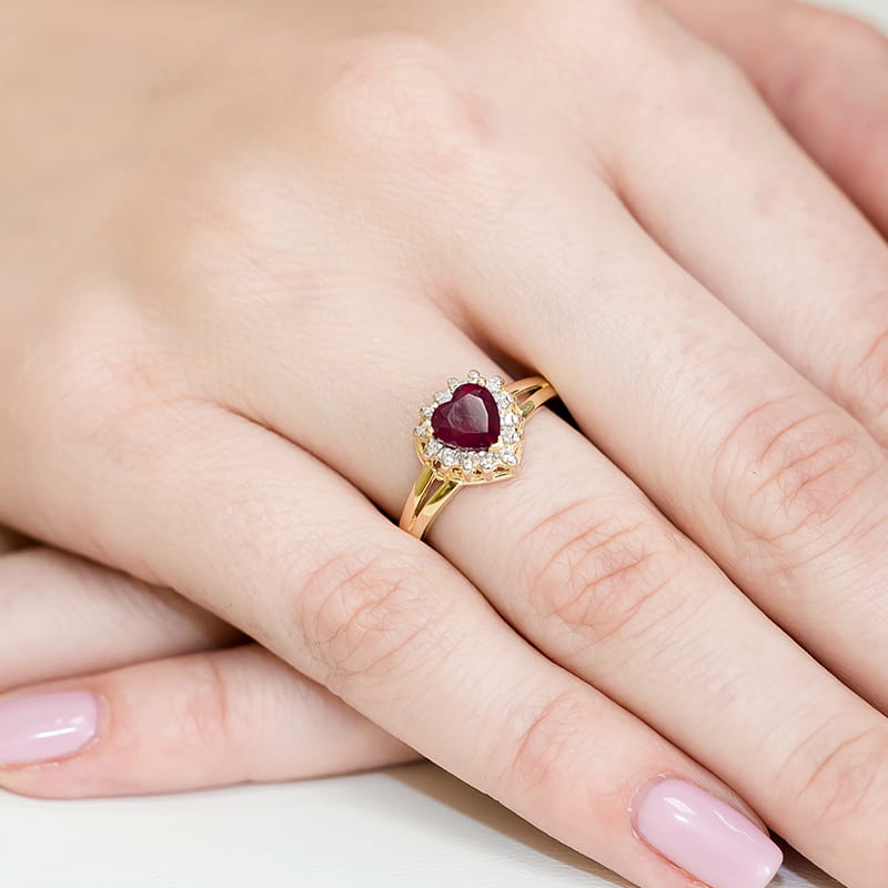 Inel Aur 9K cu Rubin 1.10 ct si Diamante Naturale 0.12 ct, imaginea 4 din 8