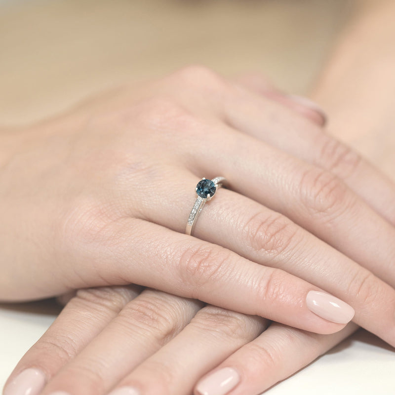 Inel Aur 9K cu Topaz London Blue 0.50 ct si Diamante Naturale 0.05 ct, imaginea 8 din 8