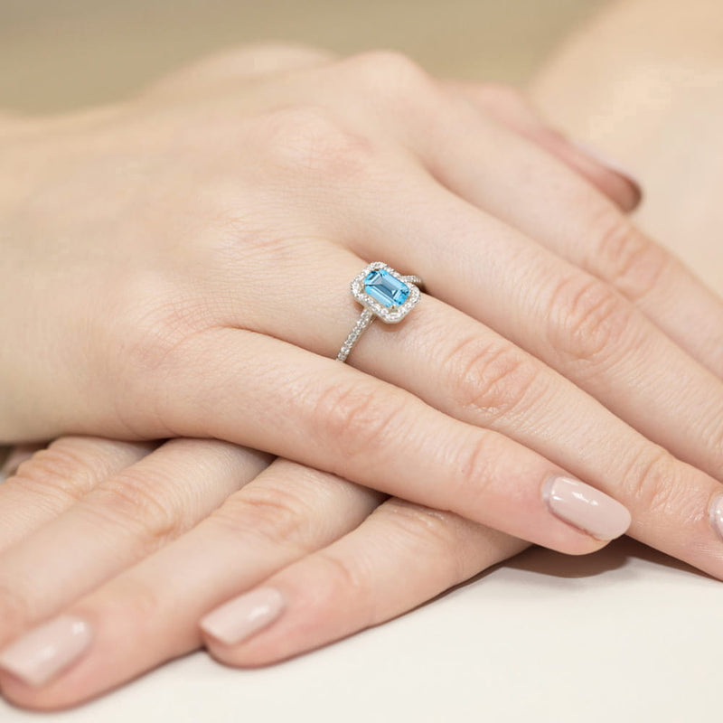 Inel Aur 9K cu Topaz Swiss 0.65 ct si Diamante Naturale 0.19 ct, imaginea 8 din 8